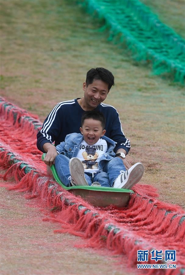 （经济）（3）浙江湖州：生态休闲游人气旺