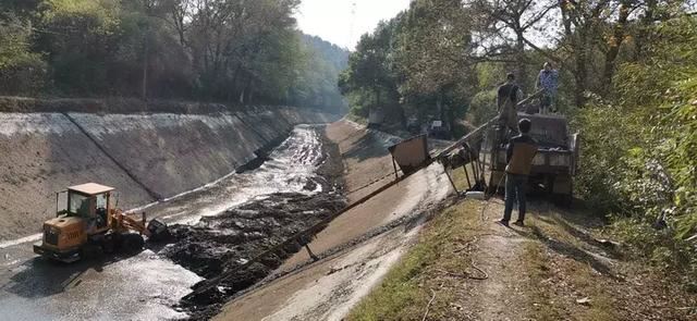 韶山灌区洋潭引水枢纽启闭设备更换及闸门维修项目竣工蓄水