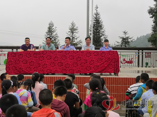 1215358562575887_92.png 1215358562575887_92.png