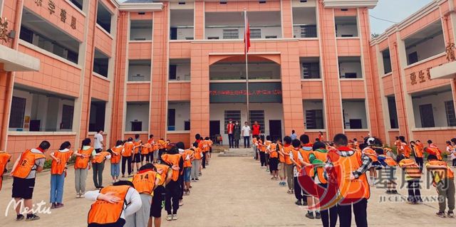 19091959531777304_75.jpg 19091959531777304_75.jpg