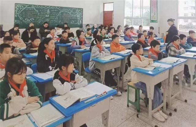 10554262851904118_129.jpg 10554262851904118_129.jpg