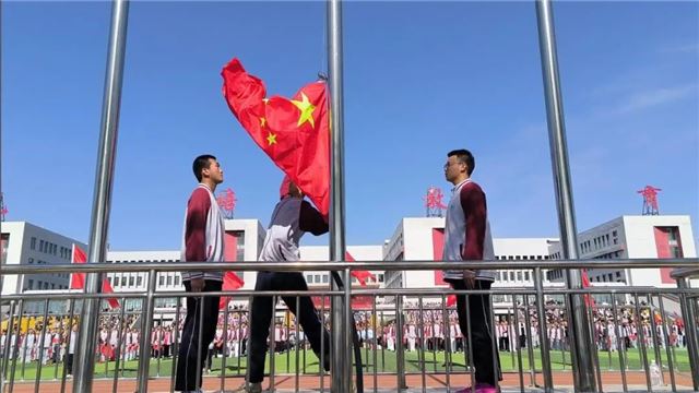 升旗.jpg