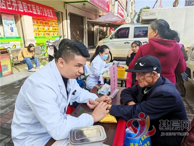 15242840185846613_137.jpg 15242840185846613_137.jpg