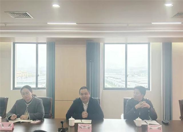 172648375740289_139.jpg 172648375740289_139.jpg