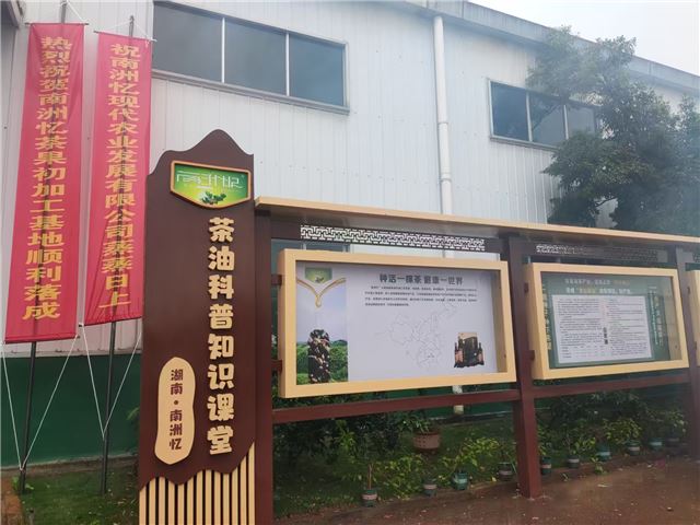 12415085814050504_84.jpg 12415085814050504_84.jpg