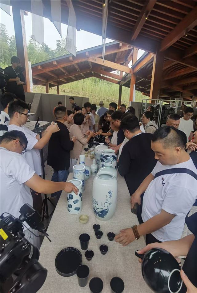 08201982795888318_83.jpg 08201982795888318_83.jpg