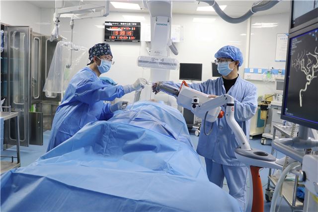 21103542301625670_106.jpg 21103542301625670_106.jpg