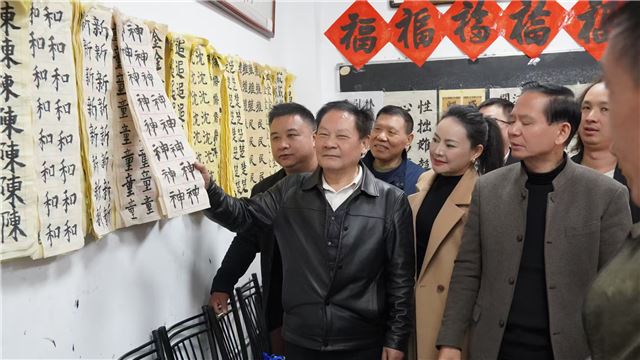 10194731214789813_84.jpg 10194731214789813_84.jpg