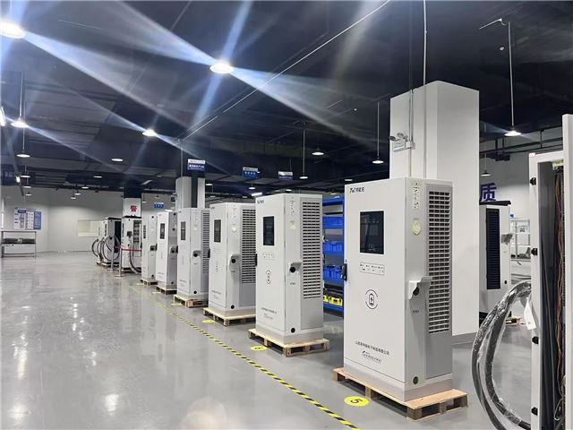 2134105792525848_106.jpg 2134105792525848_106.jpg