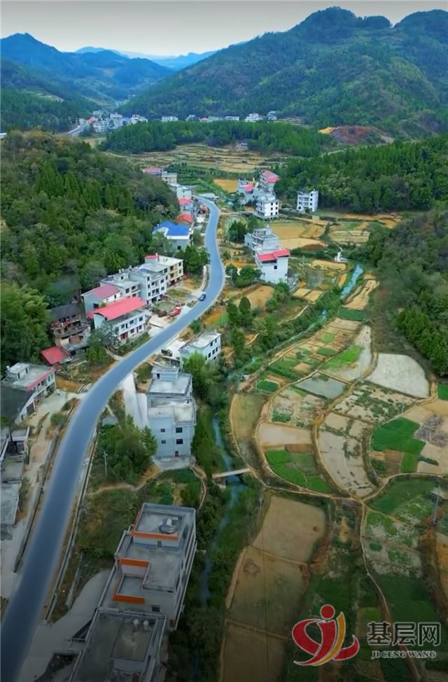 16101958853612538_75.jpg 16101958853612538_75.jpg